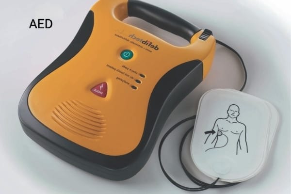 Defibrillator